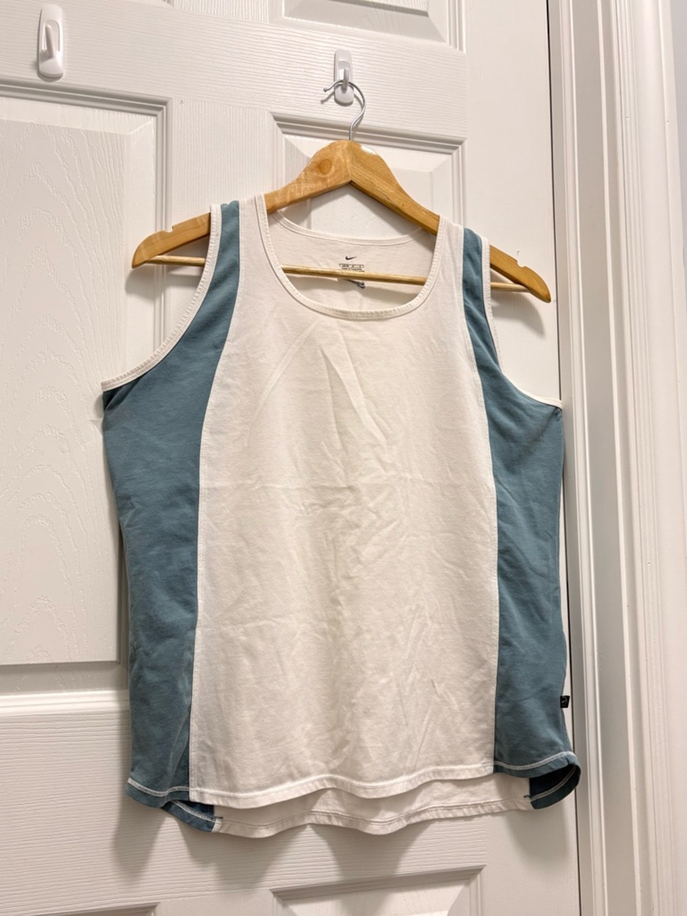 Y2K Nike Dri Fit Vintage White and Blue Tank Top Size Large